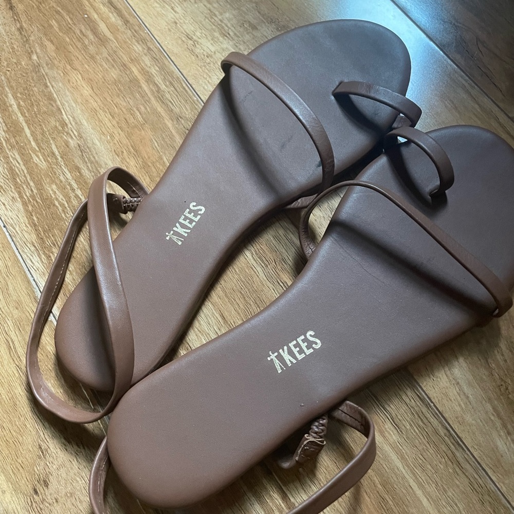 TKEES Women's Tan Sandals